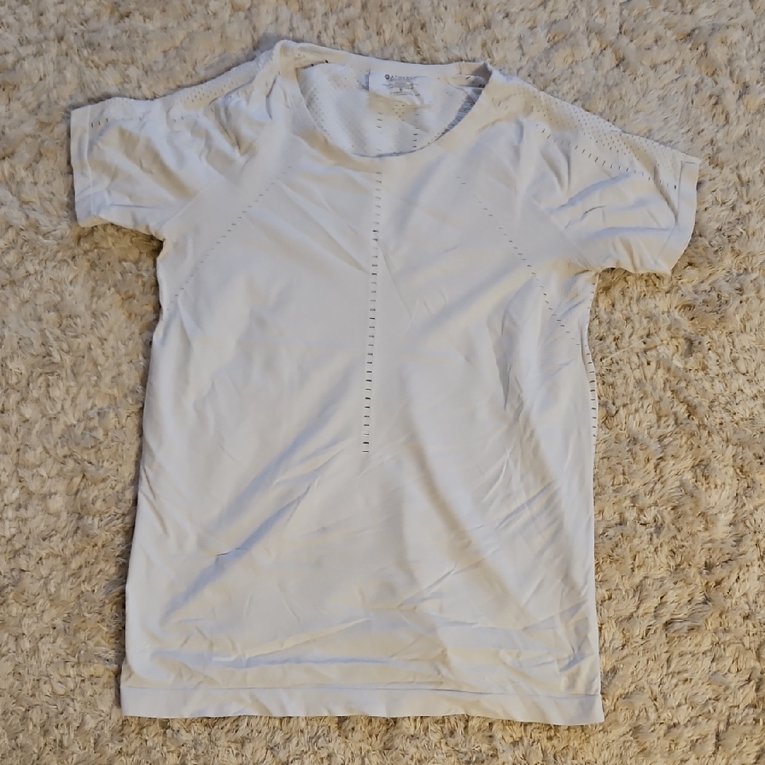 Athleta Cream Fitted Short Sleeve T-Shirt
